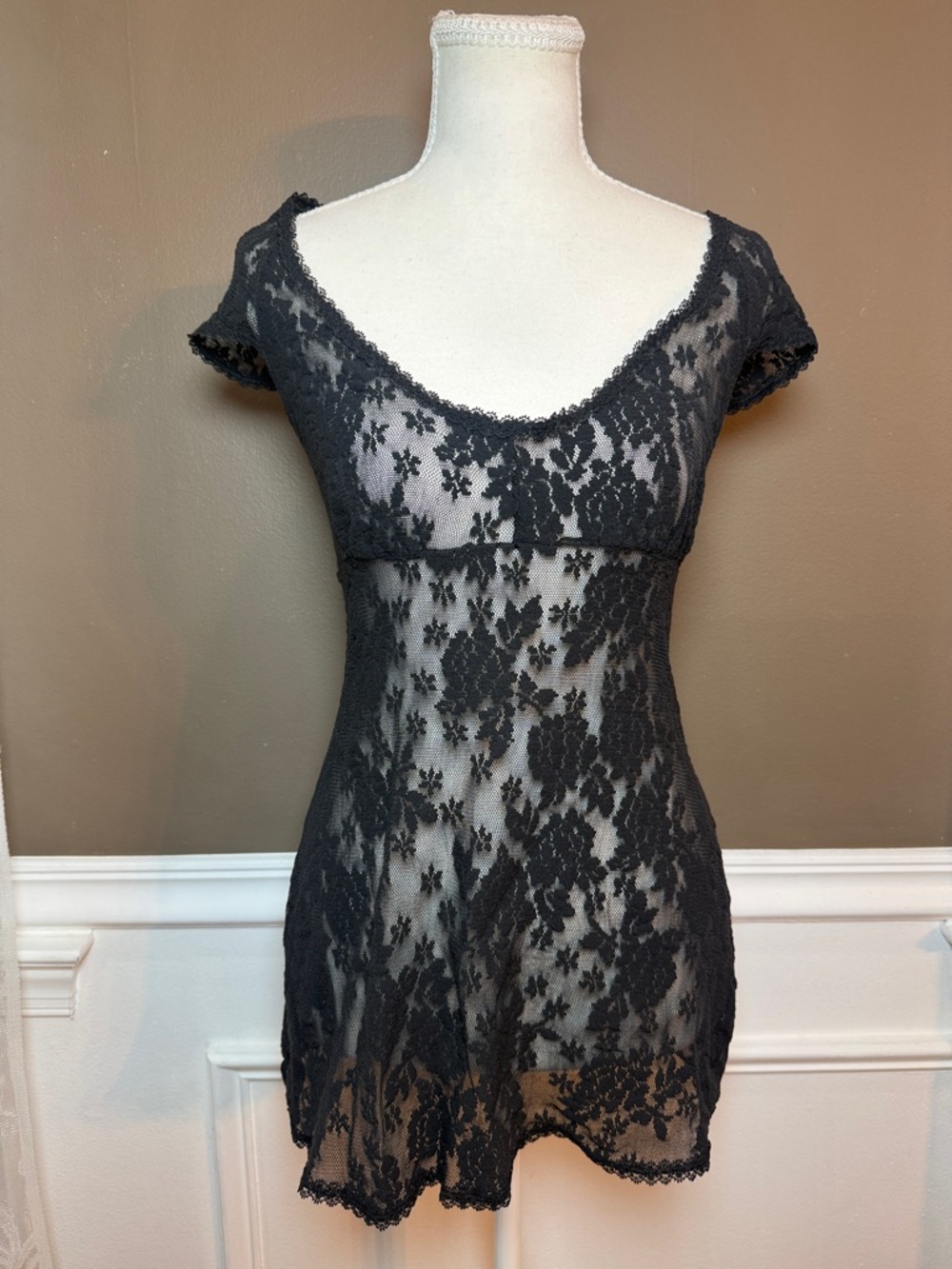 Victoria's Secret Black Sheer Lace Short Sleeve Tee